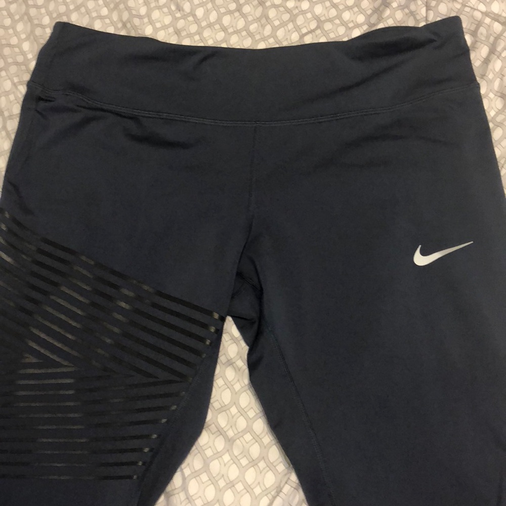 Nike navy leggings